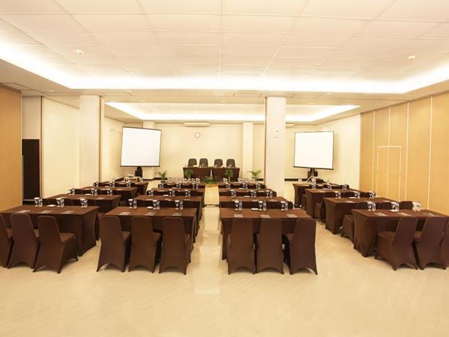 Ruang Meeting Hotel Grage Ramayana